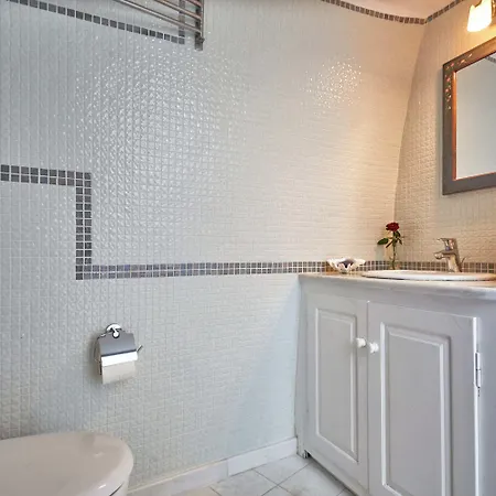 アパート Lava Oia's イア