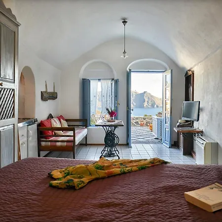 Lava Oia's アパート *