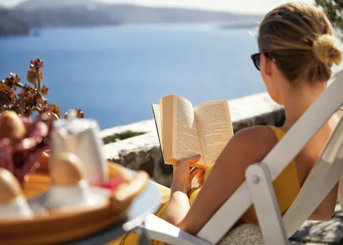 Lava Oia's Апартаменты Ия