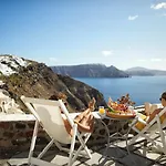 Apartment Lava Oia's