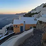 Lejlighed Lava Oia's *