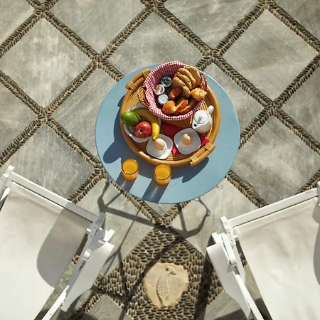 Апартаменты Lava Oia's *