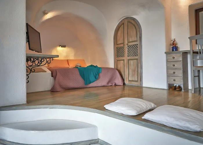 Apartamento Lava Oia's Oia